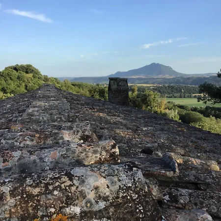 Sur La Colline